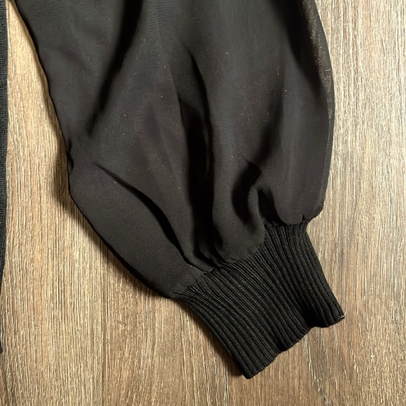 Sweater with Flowing Sleeves - Picture 3 of 3